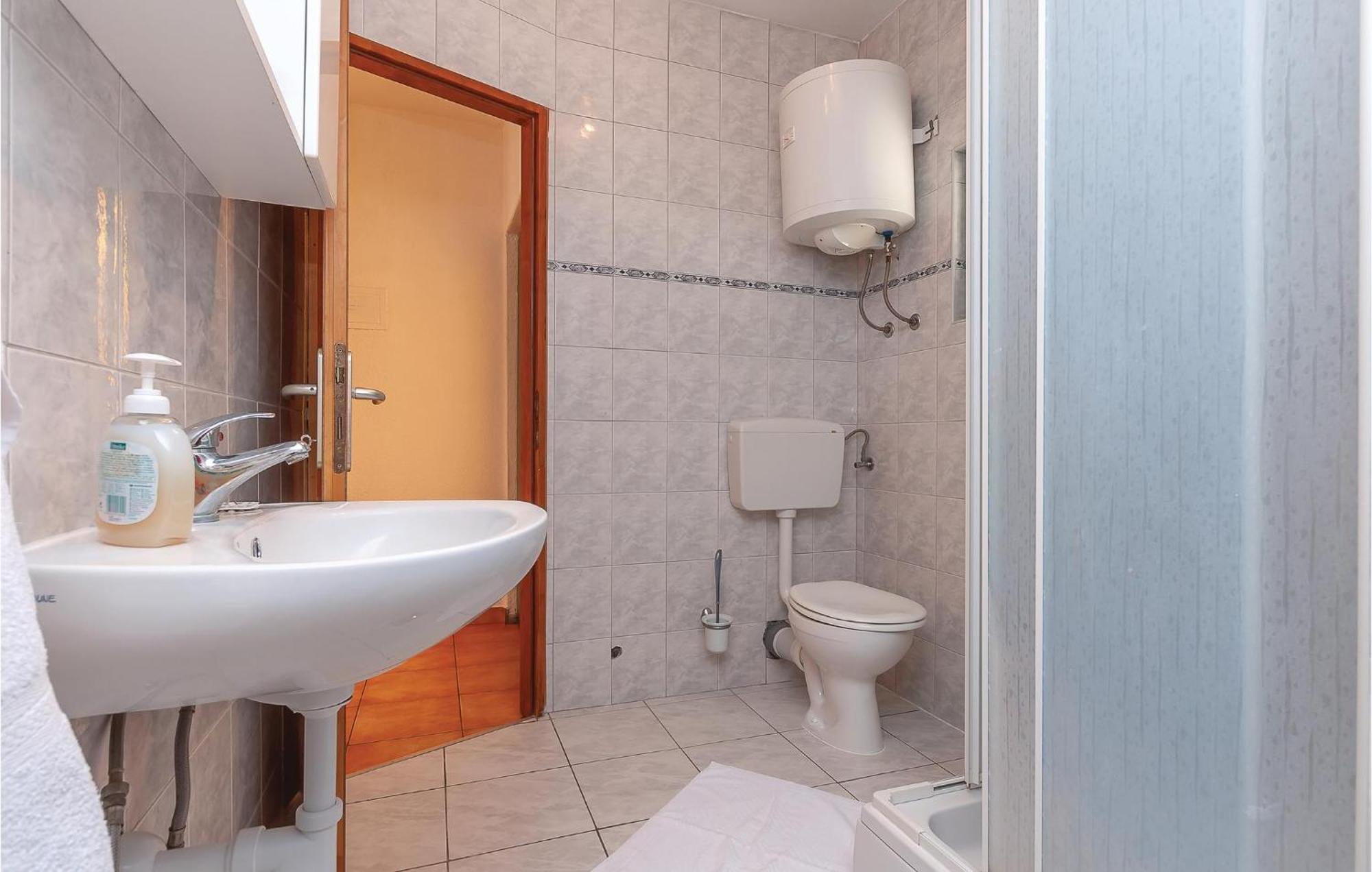 Gorgeous Apartment In Tisno With Kitchen Екстер'єр фото